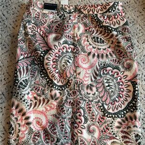 NWT Van Heusen Studio Paisley Pencil Skirt Size 6 - Coral Sage Black